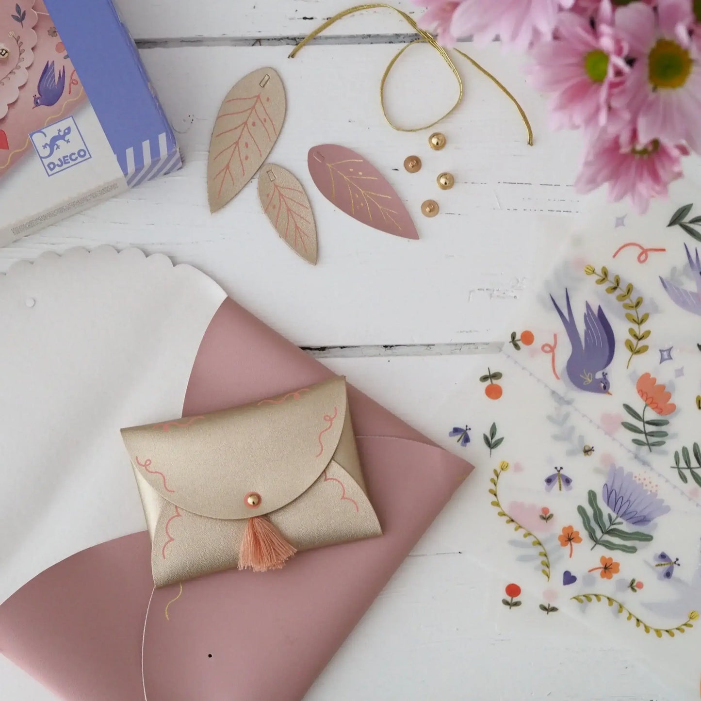 DIY Sweet Fashionista Pouches Arts & Crafts Kit For Ages 6 and up
