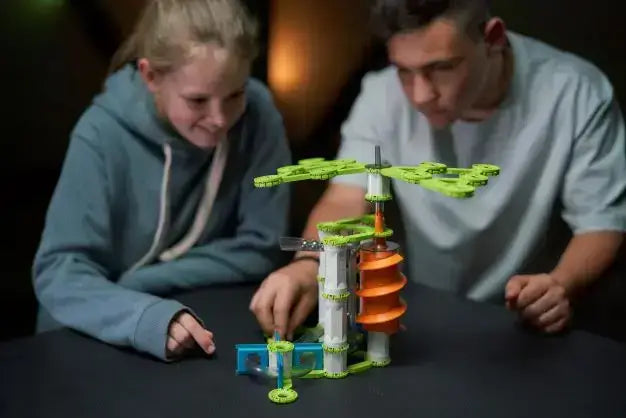 Geomag Magnetic Toys | Gravity Vert. Motor Recycled 183 pcs