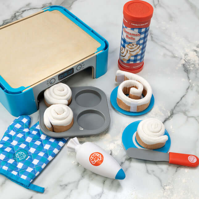 Pretendables Cinnamon Roll Set Playset