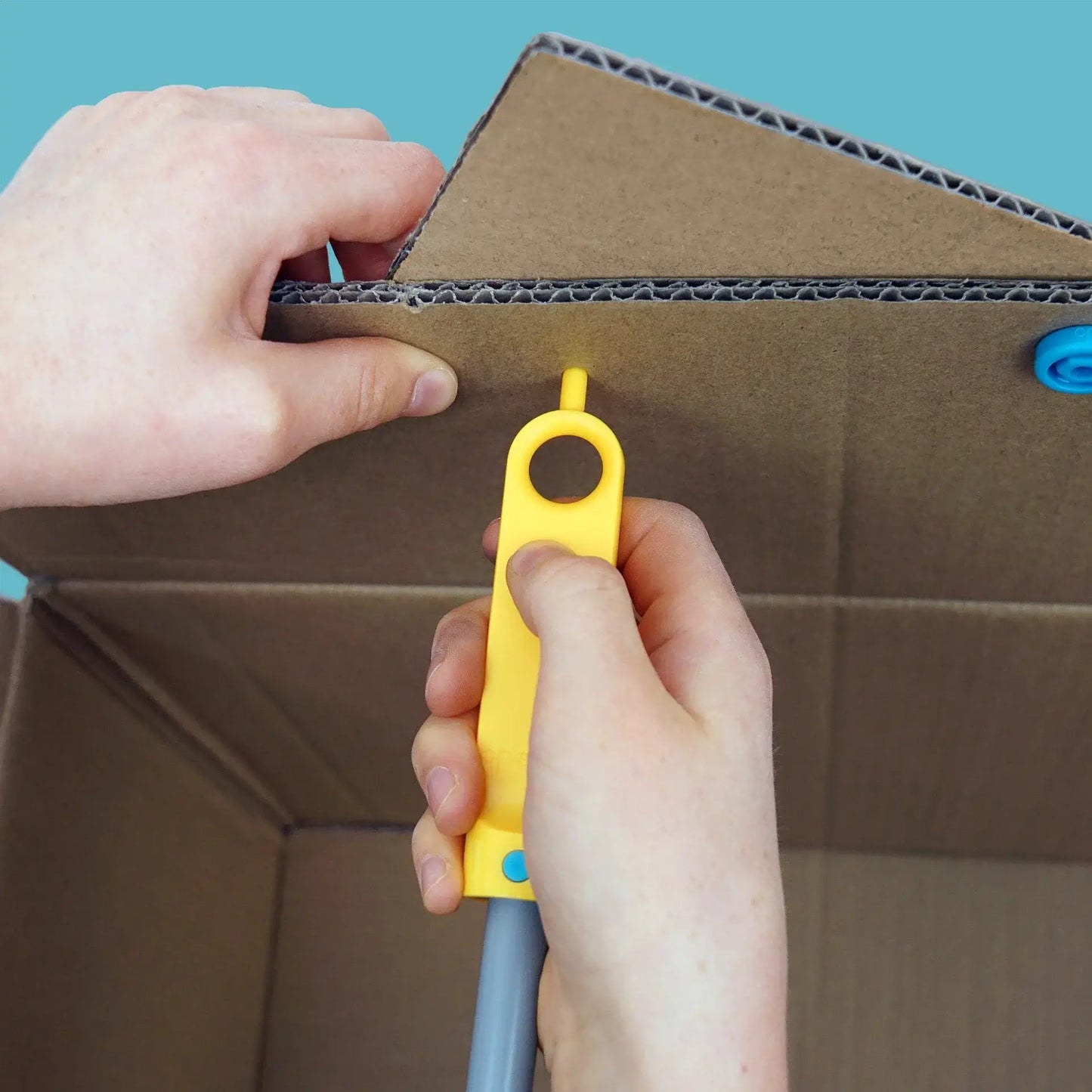 Scru Driver Makedo cardboard Tools