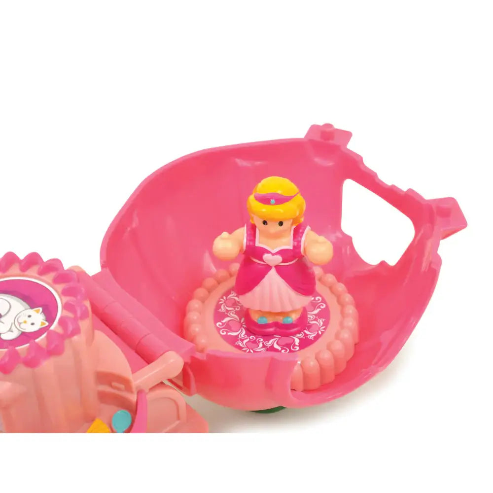 Pippa's Princess Carriage Gear Driven Wow Toys