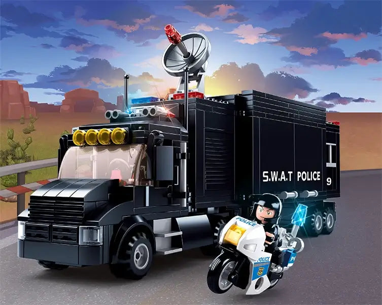 Police Swat Command Vehicle Sluban Building Brick Kit (540 Pcs)